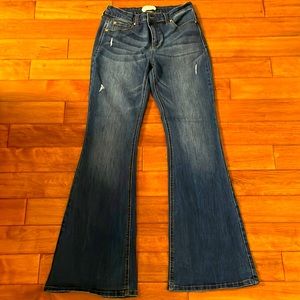 Altar’d State boot cut jeans, 29. Good stretch. Keep shape. Very good condition!